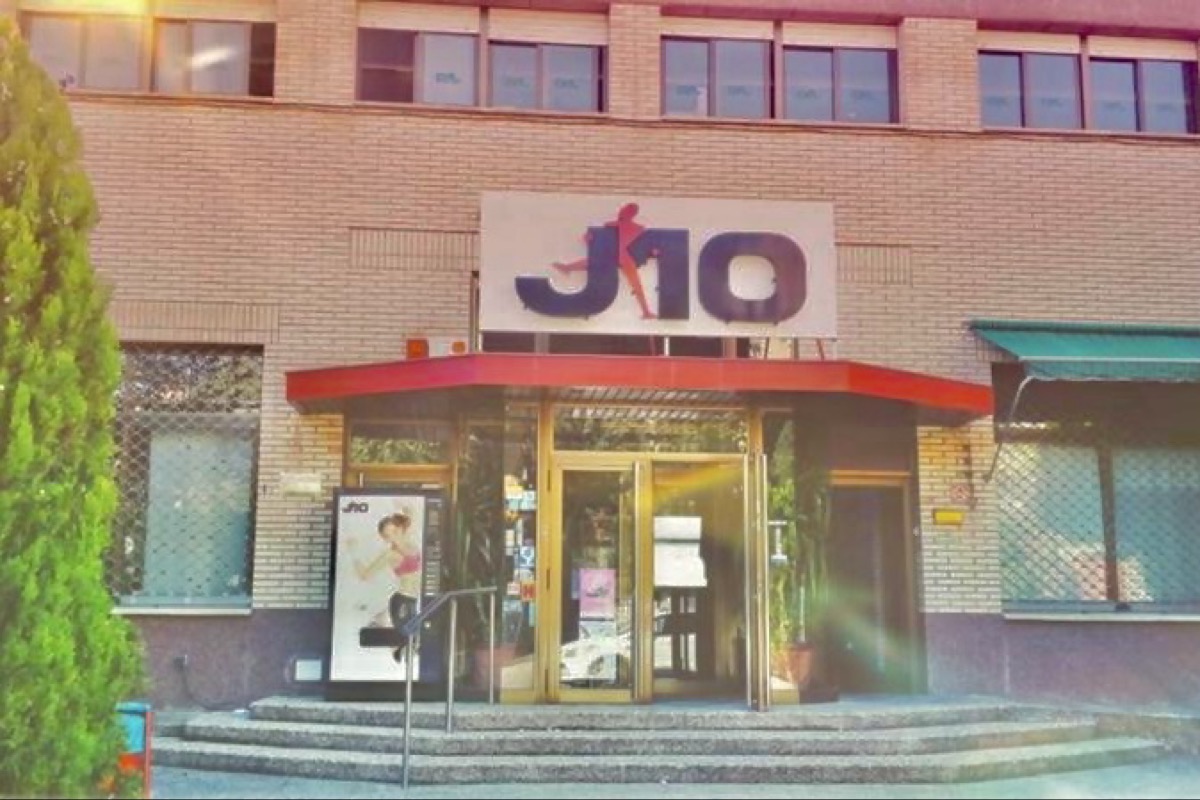 Centro Deportivo J10